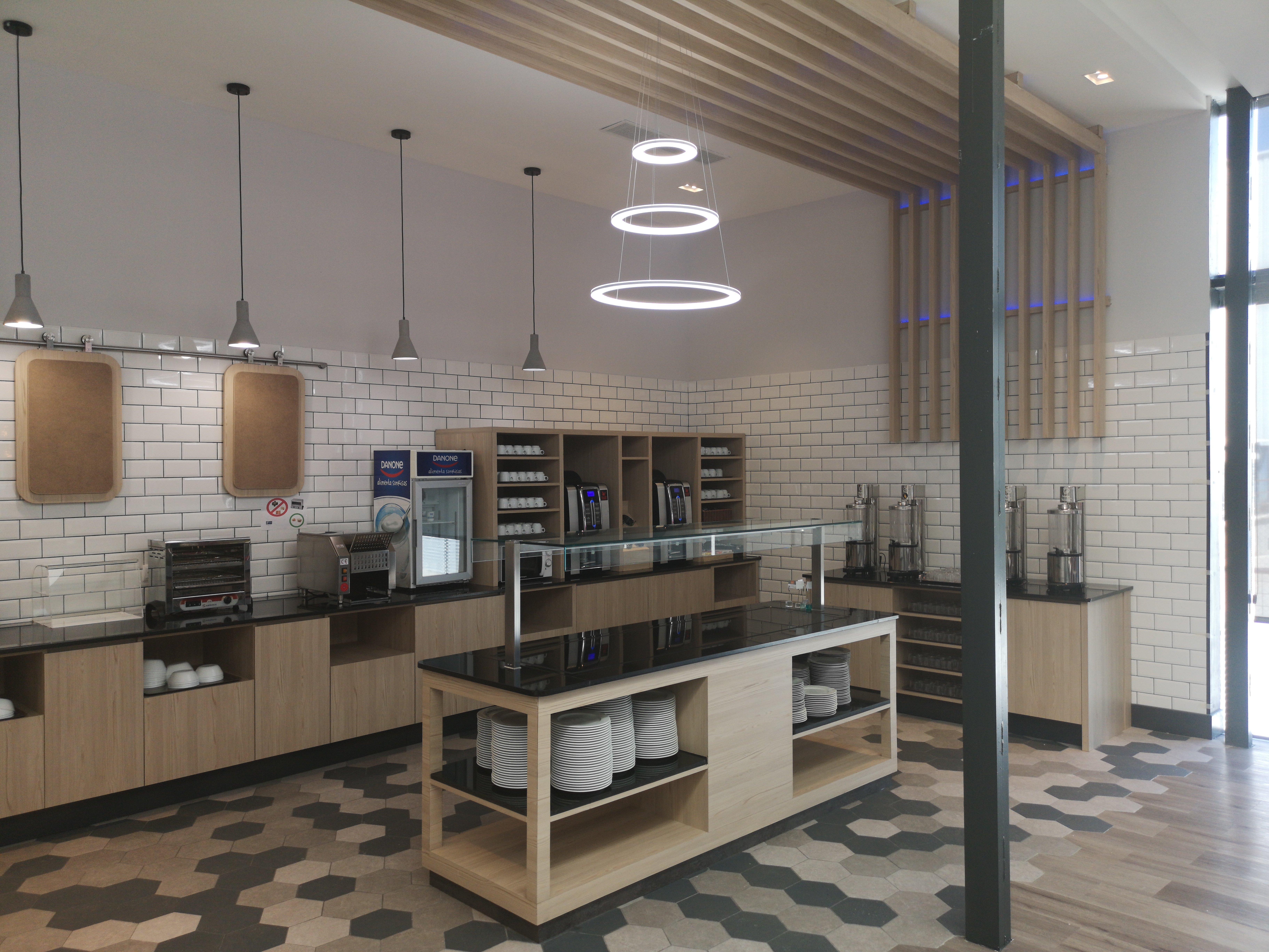 Holiday Inn Express Madrid Leganes By Ihg Bagian luar foto